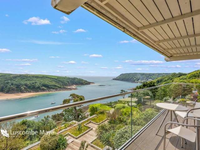 Apartment for sale in Strode, Devon