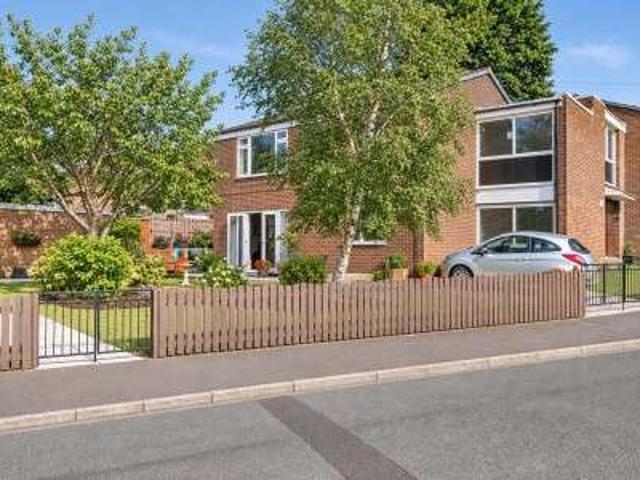 Apartment for sale in Higher Folds, Wigan