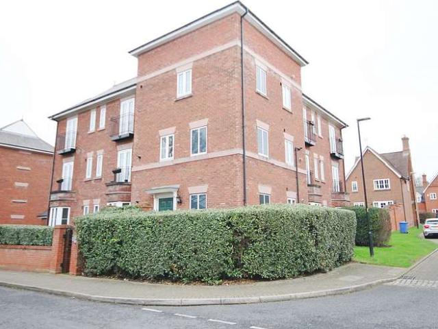 Apartment for sale in Winwick Park, Warrington