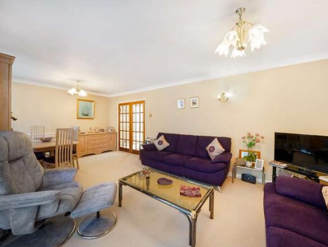 Apartment for sale in London Borough of Harrow, Greater London