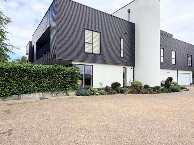 Apartment for sale in Lancashire