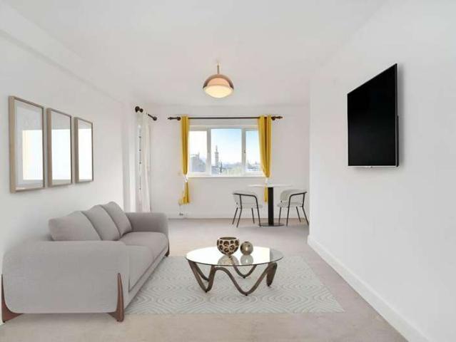 Apartment for sale in South Hampstead, Greater London