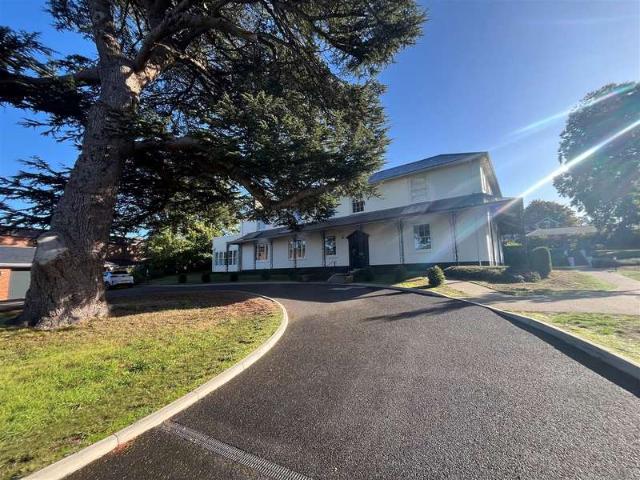 Apartment for sale in Wyndham Park, Salisbury