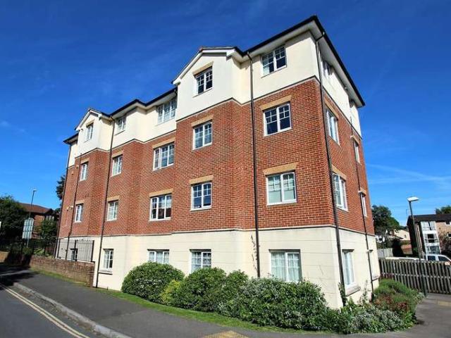 Apartment for sale in New Town, Horsham