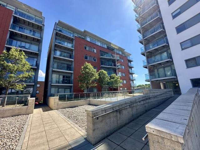 Apartment for sale in Key Street, Suffolk