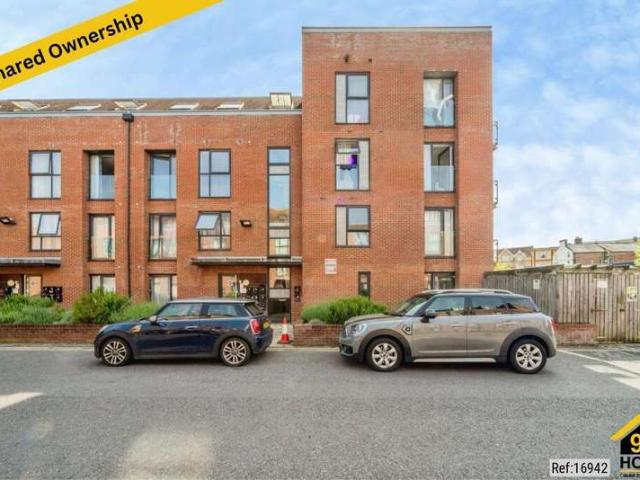 Apartment for sale in Buckingham, Buckinghamshire