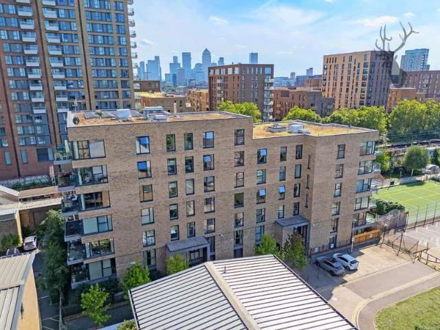 Apartment for sale in Bromley-by-Bow, Bow