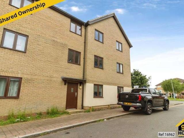 Apartment for sale in Monkston Park, Milton Keynes