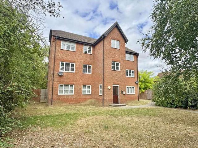 Apartment for sale in Chipping Hill, Essex
