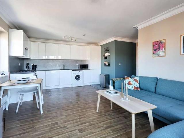 Apartment for sale in Haddon, East Midlands
