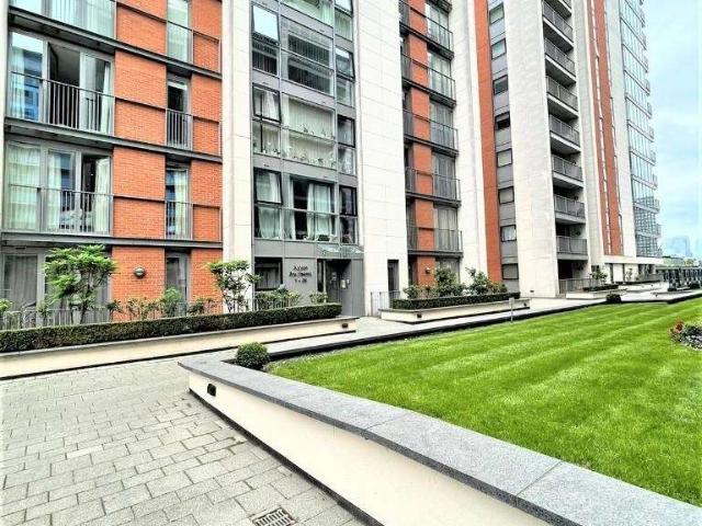 Apartment for sale in Canning Town, Greater London