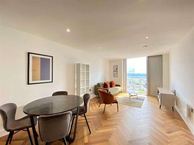 Apartment for sale in City Centre, Georgia