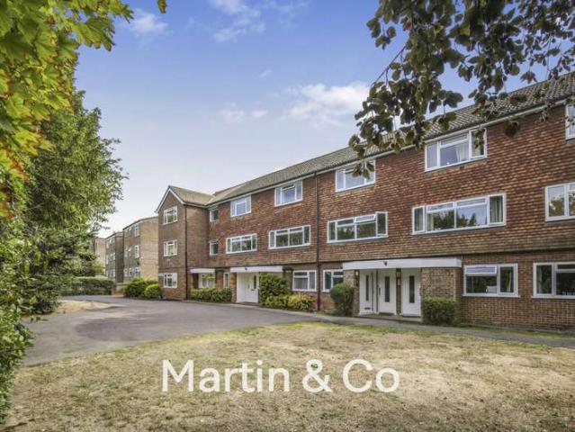 Apartment for sale in London Borough of Croydon, Greater London