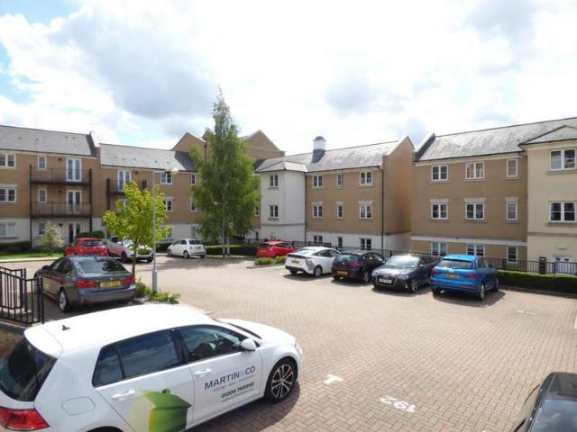 Apartment for sale in Mile End, Fordham Heath