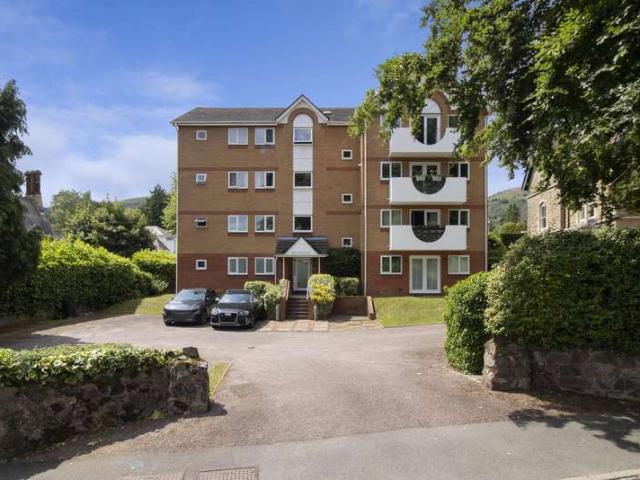 Apartment for sale in Great Malvern, Forthampton