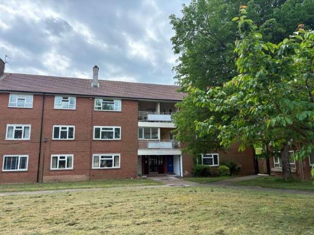 Apartment for sale in Falcon Lodge, Wales