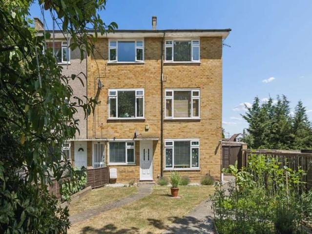 Apartment for sale in Iver, Iver Heath