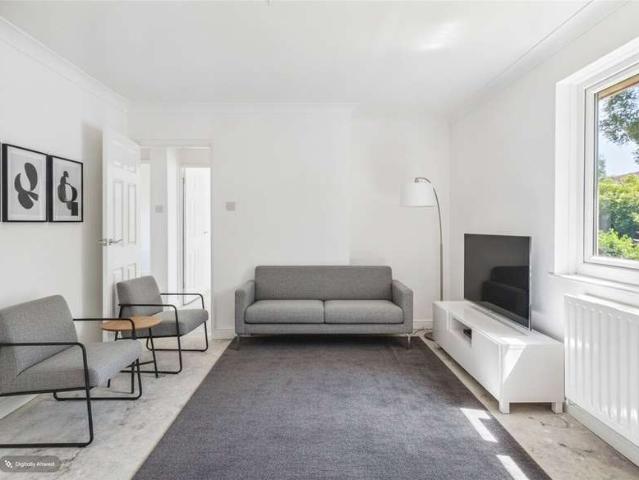 Apartment for sale in Withywood, Feckenham