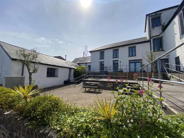 Apartment for sale in Hayle, Cornwall