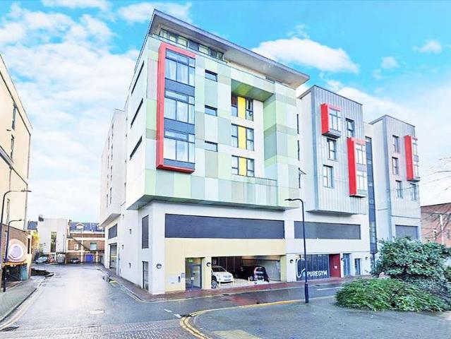 Apartment for sale in London Borough of Brent, Greater London