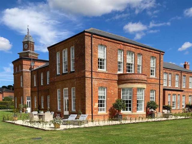 Apartment for sale in Gatcombe, Isle Of Wight