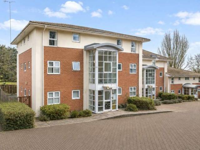 Apartment for sale in Hockerill, Colliers End
