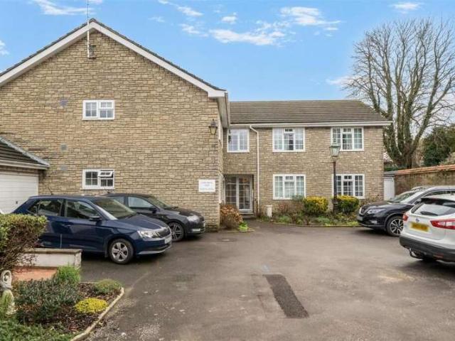 Apartment for sale in Fordington