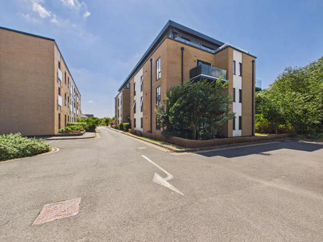 Apartment for sale in Berrick Salome, Oxfordshire