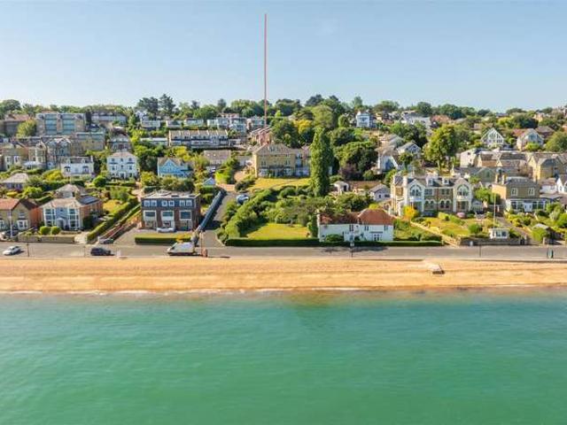 Apartment for sale in Cowes, Isle Of Wight