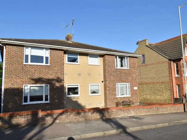 Apartment for sale in Kingsdown Park, The Bridge