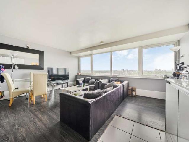 Apartment for sale in London Borough of Lewisham, Greater London