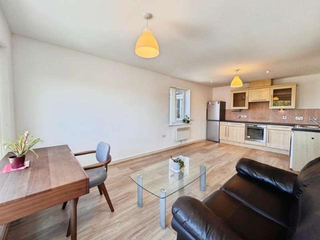 Apartment for sale in Salford, Greater Manchester