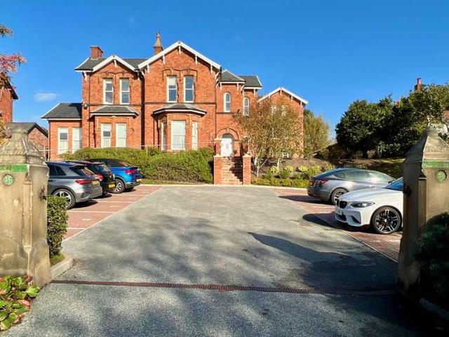 Apartment for sale in Southport, Sefton