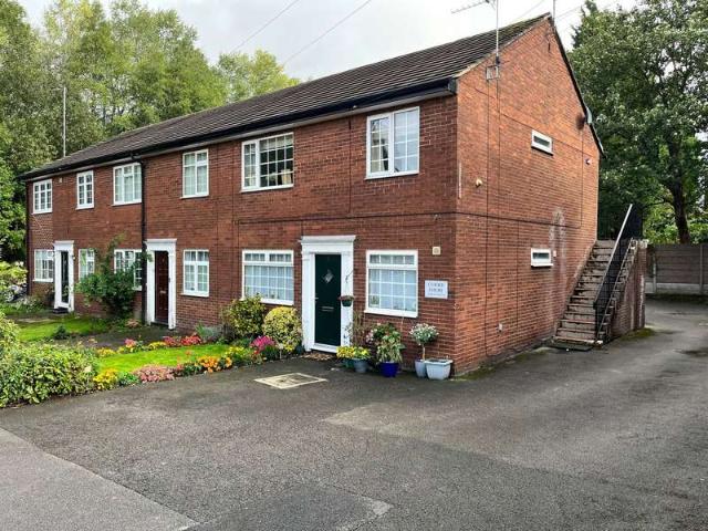 Apartment for sale in Woodbank Estate, Portwood