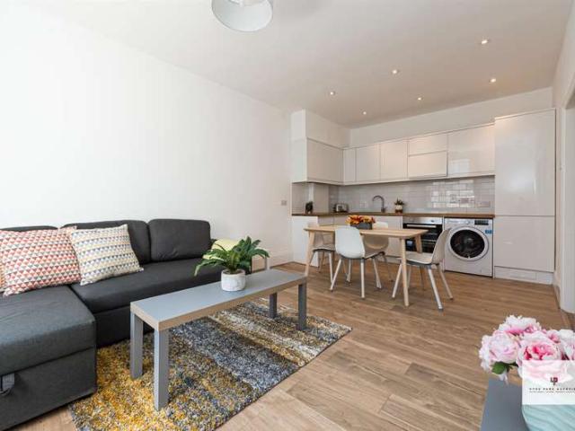 Apartment for rent in Bayswater, Greater London