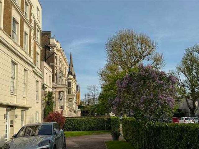 Apartment for sale in Maida Vale, Greater London