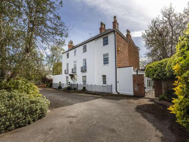 Apartment for sale in Ewens Farm, Golden Valley