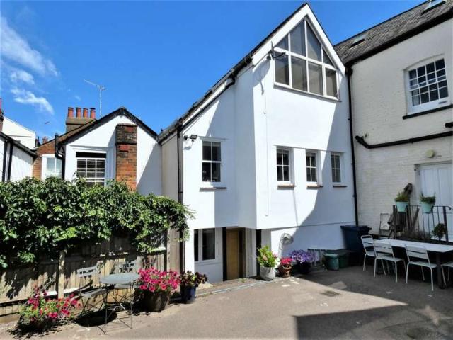 Apartment for sale in St Albans