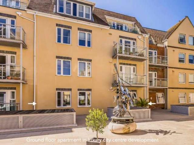 Apartment for sale in Chichester, Littlecote