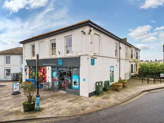 Apartment for sale in St Just, Cornwall