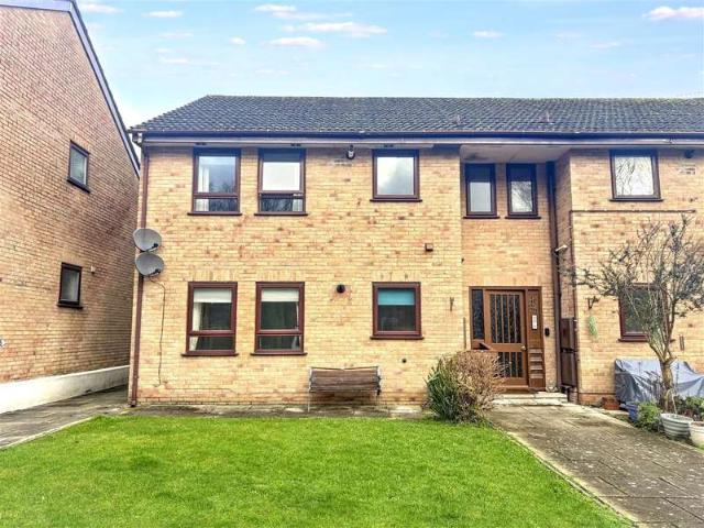 Apartment for sale in Falmouth, Cornwall