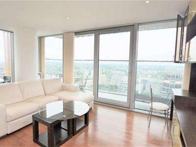 Apartment for sale in Canary Wharf, Greater London