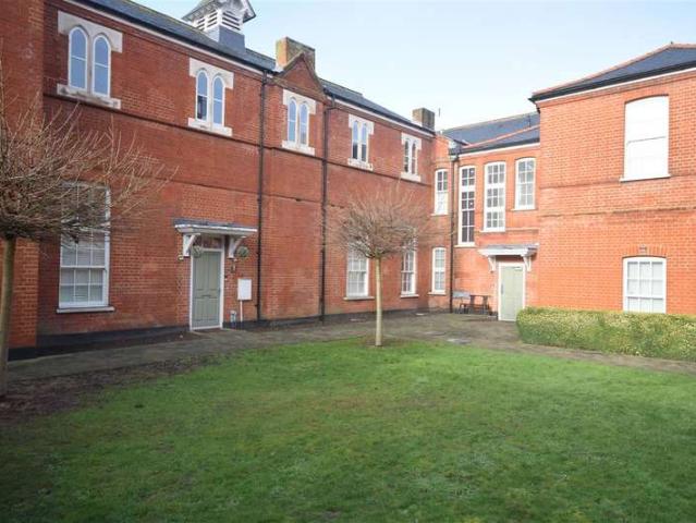 Apartment for sale in Moulsham, Chelmsford