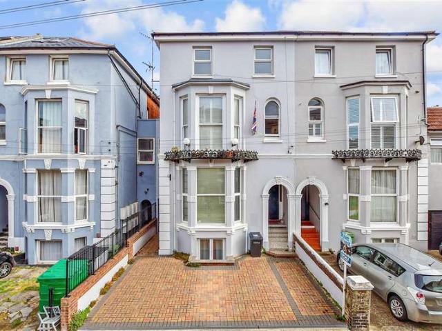 Apartment for sale in Southsea, City Of Portsmouth