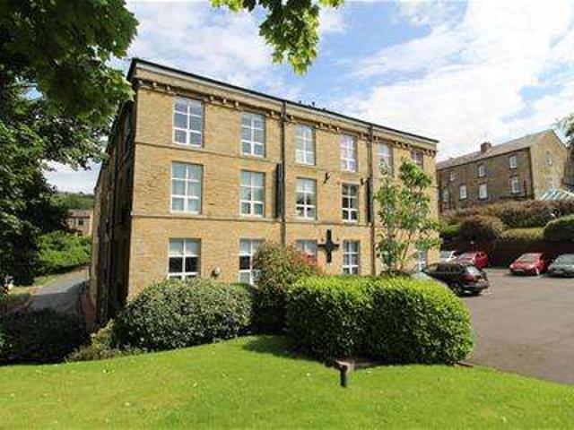 Apartment for rent in Willowfield, Sowerby Bridge