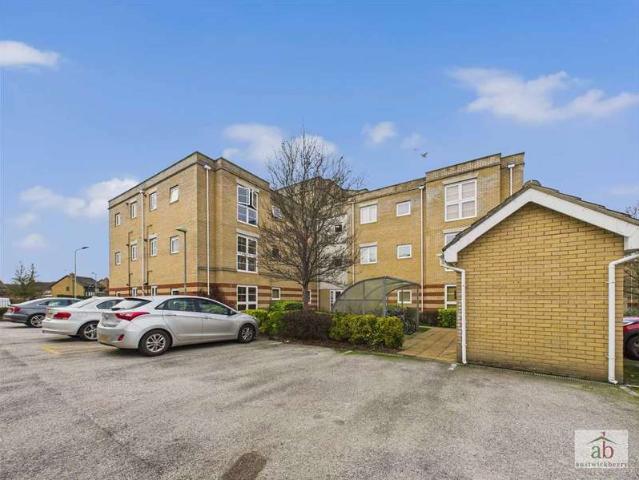 Apartment for sale in Eastbridge, Suffolk