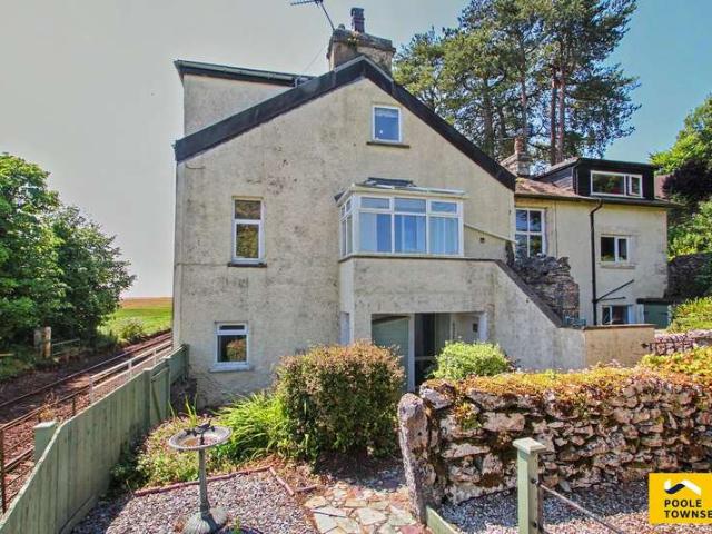 Apartment for sale in Grange-over-sands