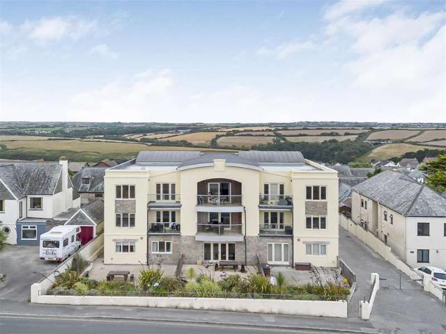 Apartment for sale in Newquay, Cornwall