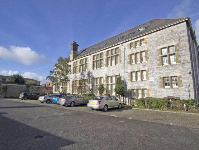 Apartment for sale in Pennycomequick, Mount Wise