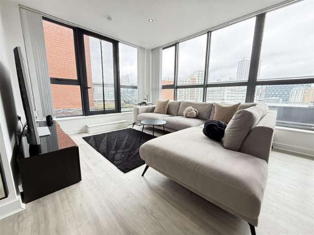 Apartment for sale in City Centre, Salford